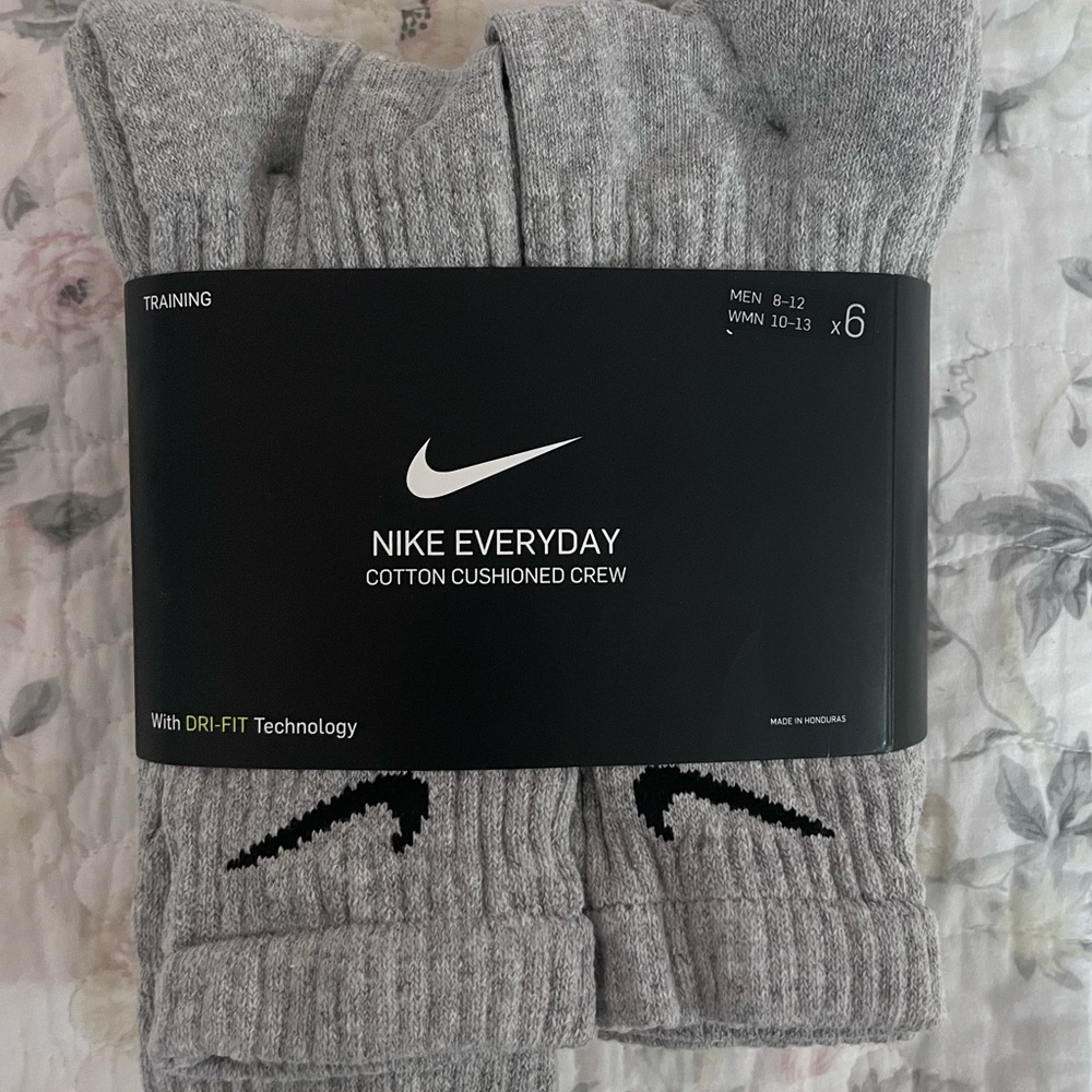 nike grey socks